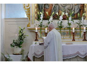 Feier des Mährisch-Neustädter Wachsstockfestes an der Weingartenkapelle (Foto: Karl-Franz Thiede)